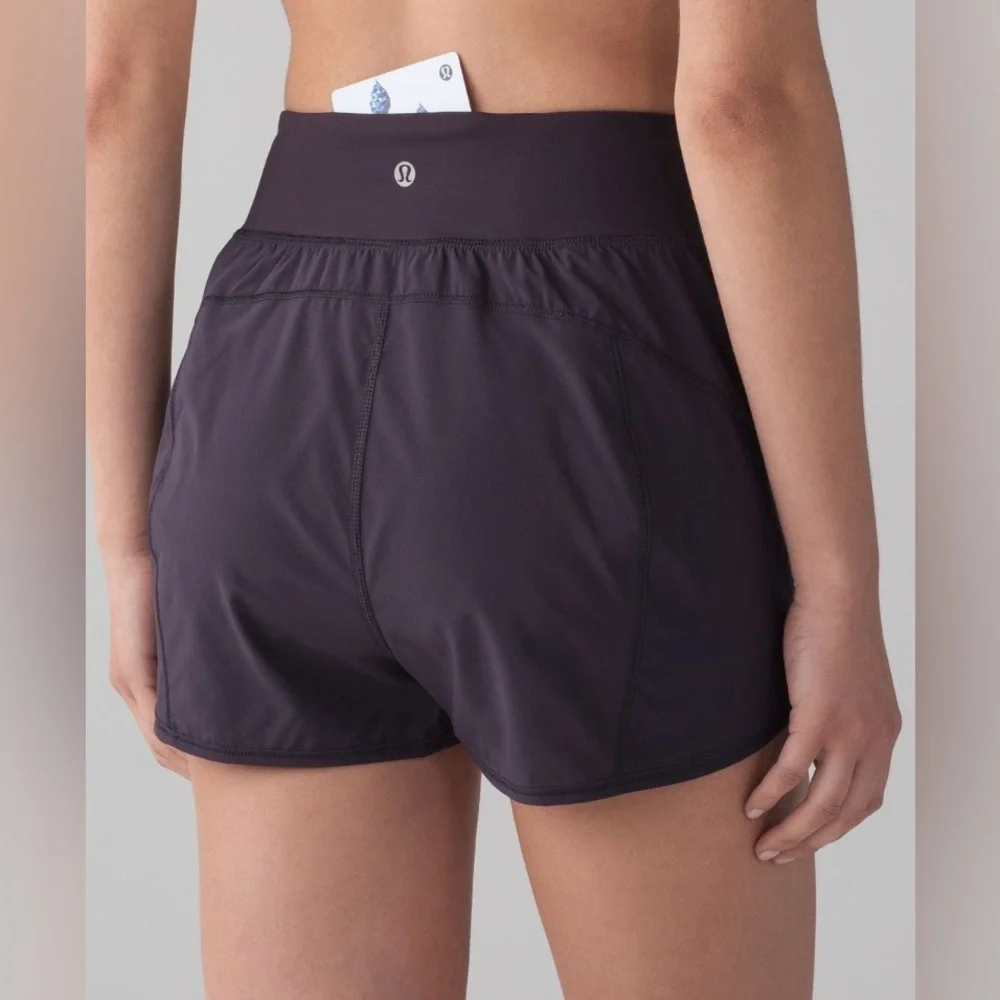 2017 Lululemon Lean In Short 2” Boysenberry Rare Retired Swift Size 6 - Picture 3 of 7